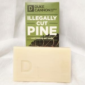 Duke Cannon Illegally Cut Pine Bar Soap 10 oz Christmas Holiday Gift for Men